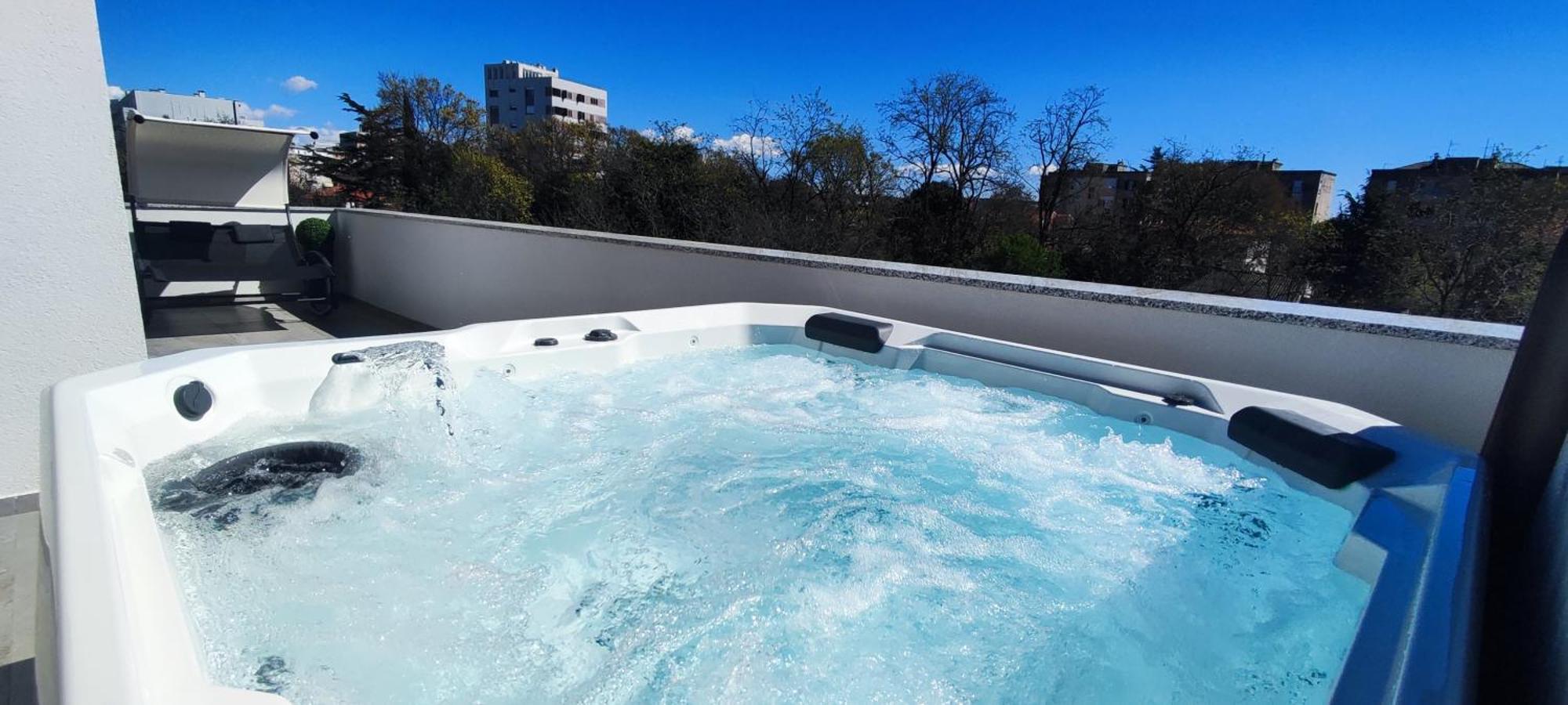 Villa Miema With Jacuzzi Zadar Exterior photo